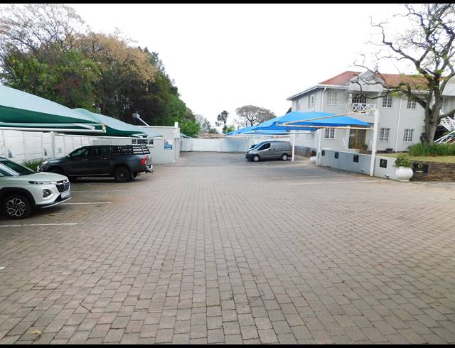 90M² OFFICE TO LET IN FERNDALE